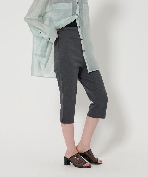 EMMEL REFINES（エメルリファインズ）の「＜EMMEL REFINES＞EM カプリパンツ ダークグレー（その他パンツ・レディース・ダークグレー・S/M）」の4枚目の写真