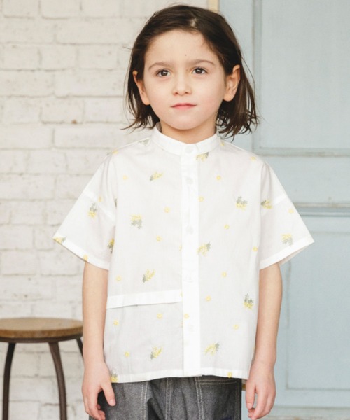 BRANSHES（ブランシェス）の「【おそろい】ミモザ刺繍5分袖シャツ（シャツ/ブラウス・キッズ・ブルー/オフホワイト・150/120/140/130/110/90/100/80）」の2枚目の写真