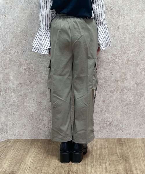 axes femme(アクシーズファム)の「BIGポケットカーゴパンツ(カーゴパンツ・レディース・カーキ/ブラック/ベージュ・FREE)」の6枚目の写真