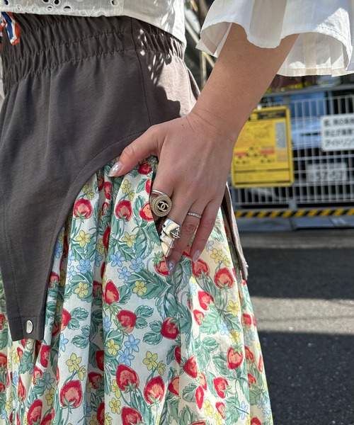 Alley Tokyo（アリートーキョー）の「いちご柄ロングスカート