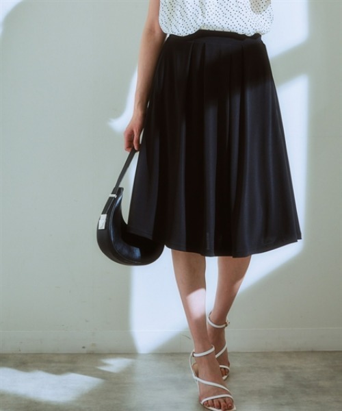 7days Life Styling（セブンデイズライフスタイリング）の「カットソー素材フレアスカート（裏地付）<大きいサイズ有>（スカート・レディース・ブラック/ブラック系2/ベージュ系1/ブラック系1・S/M/L/LL/3L）」の2枚目の写真