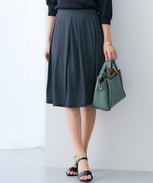 7days Life Styling（セブンデイズライフスタイリング）の「カットソー素材フレアスカート（裏地付）<大きいサイズ有>（スカート・レディース・ブラック/ブラック系2/ベージュ系1/ブラック系1・S/M/L/LL/3L）」の13枚目の写真