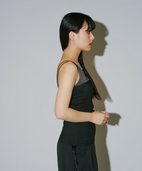 terrace(テラス)の「カップ付きスムースインナーキャミソール (カップ取り外し可能)(キャミソール・レディース・ブラック/チャコールグレー/オフホワイト・MEDIUM)」の8枚目の写真