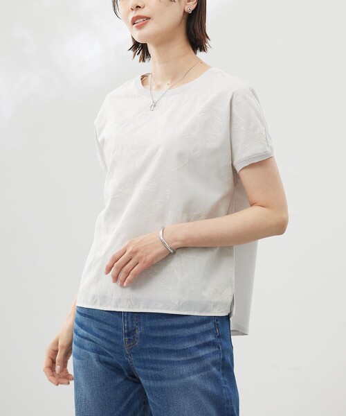 J.PRESS(ジェイプレス)の「【洗える】シアーエンブロイダリー カットソー(Tシャツ/カットソー・レディース・ネイビー系/ライトグレー系/アイボリー系・MEDIUM/LARGE)」の12枚目の写真