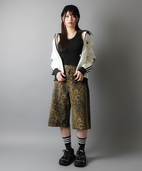 SPINNS（スピンズ）の「去年より柔らかくさらに着心地UP！/カップ付き アメスリタンクトップ/2サイズ・4色展開（タンクトップ・レディース・チャコール/カーキ/オフホワイト/ブラック・M/S）」の16枚目の写真