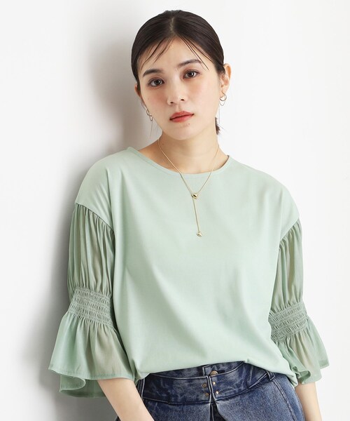 THE SHOP TK (ザ ショップ ティーケー )の「袖シャーリングシアープルオーバー【洗濯機OK】(Tシャツ/カットソー・レディース・グリーン系/ライトイエロー系/オフホワイト/ブラック・12/13)」の4枚目の写真