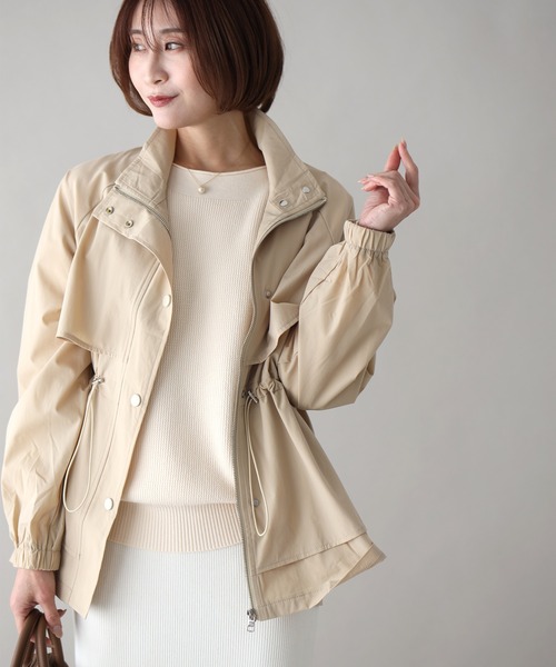 Ehre style(エーレスタイル)の「2wayで楽しむ綺麗めでカワイイギャザーブルゾン(ブルゾン・レディース・アイボリー/ベージュ/ブルーグレー・FREE)」の9枚目の写真
