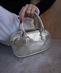 SHE HER HER HERS（シーハーハーハーズ）の「ラインテープショルダー付きエンボスロゴミニボストンバッグ（ボストンバッグ）」