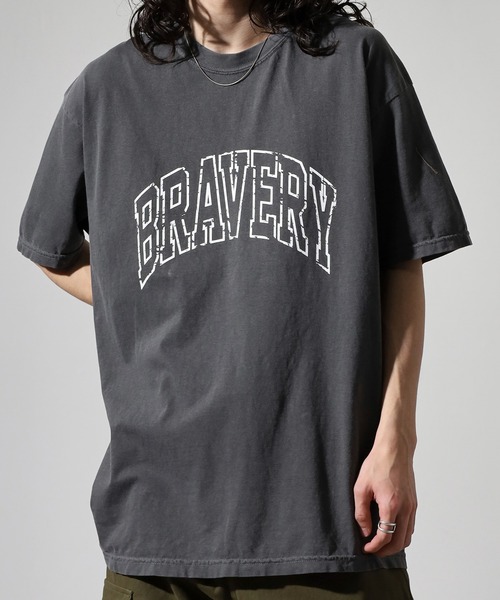MODISH GAZE(モディシュガゼ)の「MODISH GAZE ピグメントアーチロゴTシャツ(BRAVERY)(Tシャツ/カットソー・メンズ・スミクロ/アイボリー/バーガンディー・M/L)」の18枚目の写真
