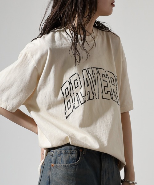 MODISH GAZE(モディシュガゼ)の「MODISH GAZE ピグメントアーチロゴTシャツ(BRAVERY)(Tシャツ/カットソー・メンズ・スミクロ/アイボリー/バーガンディー・M/L)」の13枚目の写真