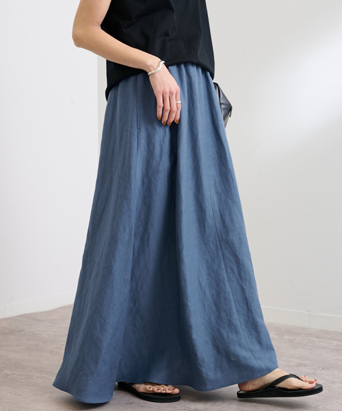 FRAMeWORK(フレームワーク)の「リヨセルラミーフレアスカート(スカート・レディース・ブラック/ホワイト/モカ/ブルー系その他・36/38/40)」の16枚目の写真