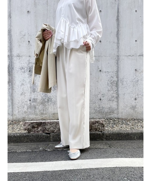 Brown&Street(ブラウンアンドストリート)の「配色ベルトスラックス(その他パンツ・レディース・ブラウン/オフホワイト・FREE/L~LL)」の9枚目の写真