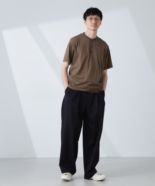 NANO universe（ナノユニバース）の「ソラーロライトストレッチヘンリーネックTシャツ（セットアップ可）（Tシャツ/カットソー・メンズ・ネイビー/カーキ・M/L）」の15枚目の写真