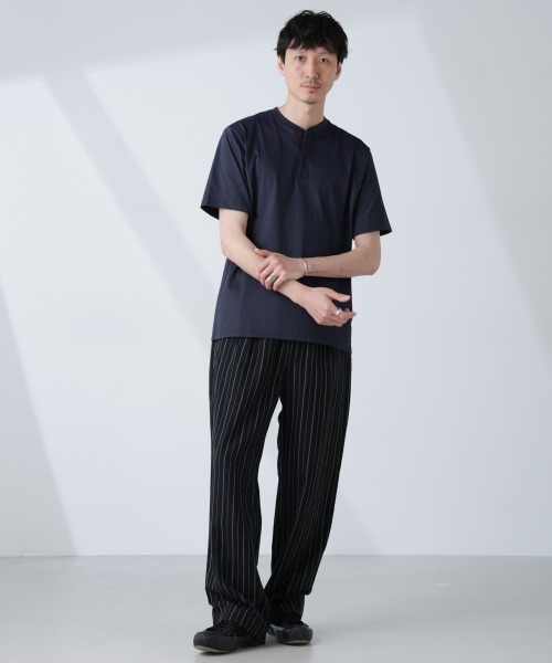 NANO universe（ナノユニバース）の「ソラーロライトストレッチヘンリーネックTシャツ（セットアップ可）（Tシャツ/カットソー・メンズ・ネイビー/カーキ・M/L）」の22枚目の写真
