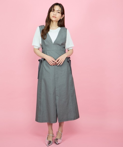 QUEENS COURT(クイーンズコート)の「デニムライクリボンワンピース≪手洗い可能≫(ワンピース・レディース・ネイビー/ライトグレー・M)」の7枚目の写真