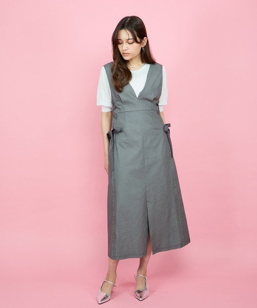 QUEENS COURT(クイーンズコート)の「デニムライクリボンワンピース≪手洗い可能≫(ワンピース・レディース・ネイビー/ライトグレー・M)」の8枚目の写真