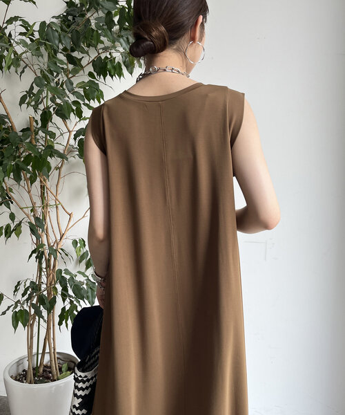 DouDou（ドゥドゥ）の「シルケットスムースフレアカットワンピース（ワンピース・レディース・ブラック/オリーブ/レッド・FREE）」の17枚目の写真