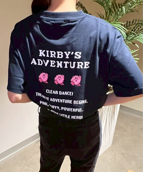 ALWAYS GOOD TIME(オルウェイズグッドタイム)の「【星のカービィ/KIRBY 】QUICK DRY/吸湿速乾 20/-OE天竺 ポケット付き/ワンポイント刺繍/バックプリント/総柄 半袖Tシャツ アソート(Tシャツ/カットソー・レディース・ネイビー/オートミール/スミクロ/ホワイト系1/ホワイト系2/ブラック系1/ブラック系2/グリーン系/ブルー系1/ブルー系2/ピンク系1/ピンク系2・M/L)」の22枚目の写真
