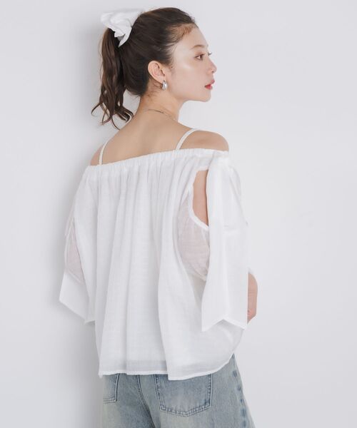 kivi（キヴィ）の「offshoulderribbonBL（シャツ/ブラウス・レディース・ブラック/オフホワイト/ブルー・FREE）」の14枚目の写真