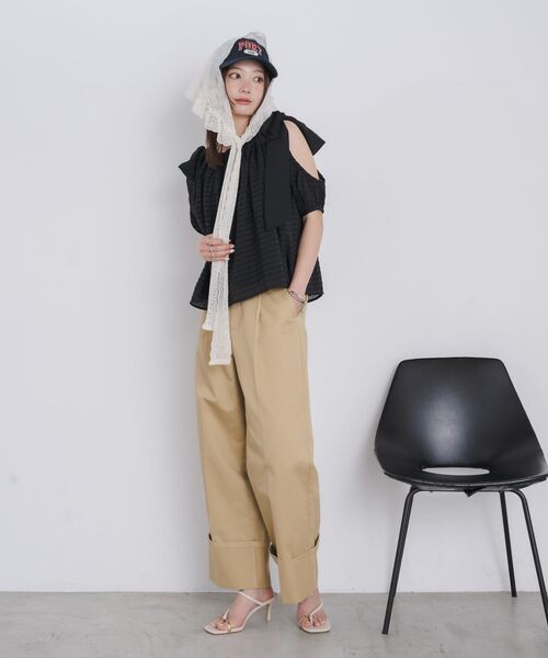 kivi（キヴィ）の「offshoulderribbonBL（シャツ/ブラウス・レディース・ブラック/オフホワイト/ブルー・FREE）」の12枚目の写真