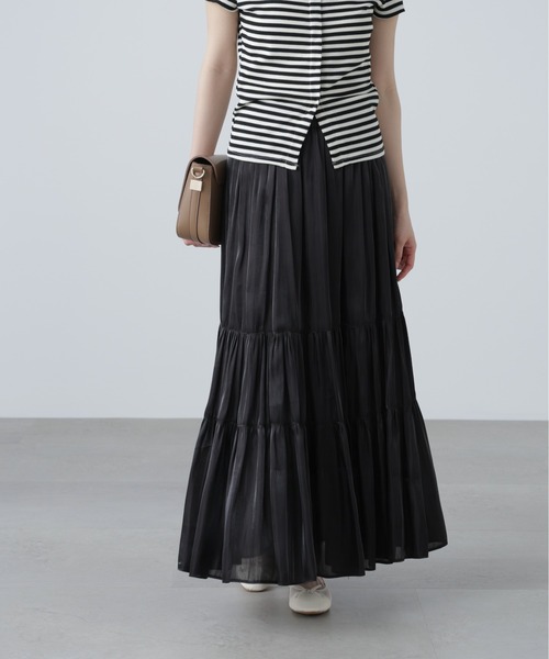 FREE'S MART（フリーズマート）の「◇シャイニーティアードスカート（スカート・レディース・ベージュ/ブラック/ホワイト/ブルー・MEDIUM/SMALL）」の14枚目の写真