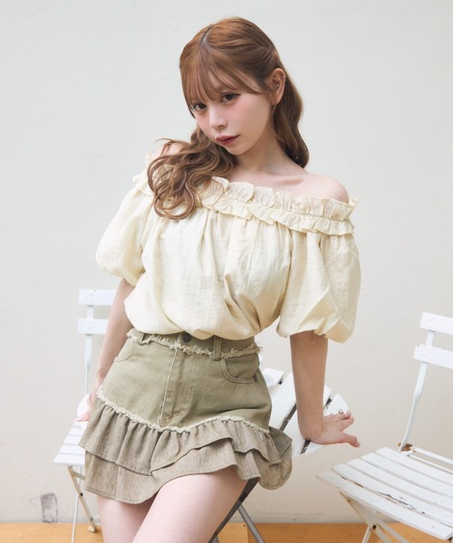 新品未使用 オフショルブラウス HOLIDAYANDHOLIDAY Holidayandholiday オフショルダーパフスリーブブラウス - メルカリ