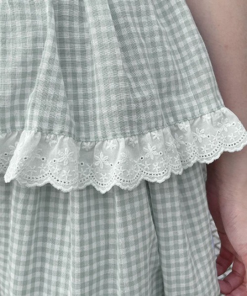 F i.n.t（フィント）の「ギンガムチェックティアードキャミワンピース（ワンピース・レディース・ライトグレー/ライトグリーン・FREE）」の10枚目の写真