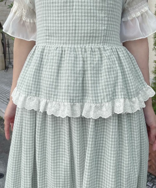 F i.n.t（フィント）の「ギンガムチェックティアードキャミワンピース（ワンピース・レディース・ライトグレー/ライトグリーン・FREE）」の9枚目の写真