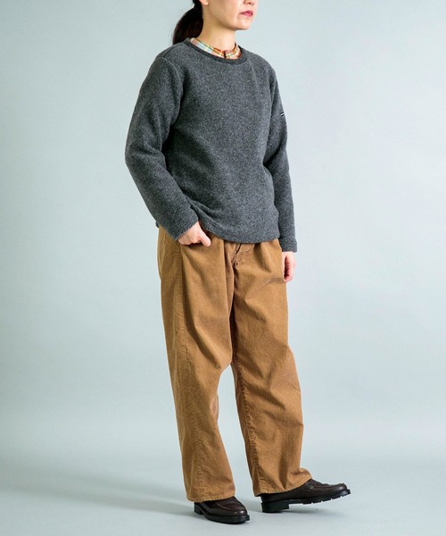OMNIGOD（オムニゴッド）の「[OMNIGOD womens / オムニゴッド] リサイクルウールパイル クルーネックセーター（ニット/セーター・レディース・ブラウン/グレー/ブラック/アイボリー/ネイビー・3/2）」の12枚目の写真