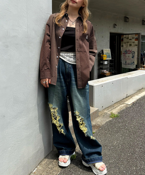 DOUBLE NAME（ダブルネーム）の「【m:rex】ミニ恐竜ワッペンクレイジーストライプシャツ（シャツ/ブラウス・レディース・ベージュ/ブラウン/ブルー・FREE）」の7枚目の写真