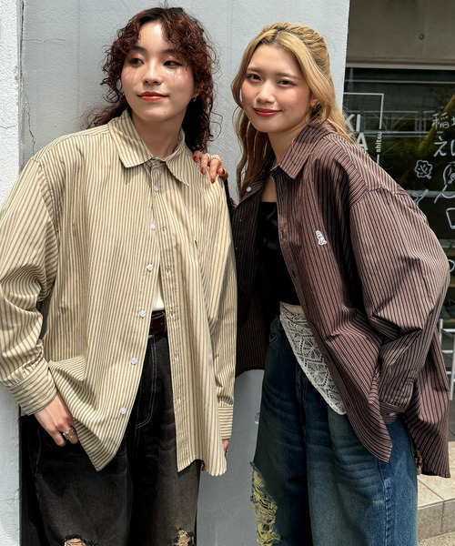 DOUBLE NAME（ダブルネーム）の「【m:rex】ミニ恐竜ワッペンクレイジーストライプシャツ（シャツ/ブラウス・レディース・ベージュ/ブラウン/ブルー・FREE）」の13枚目の写真