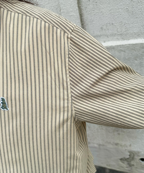 DOUBLE NAME（ダブルネーム）の「【m:rex】ミニ恐竜ワッペンクレイジーストライプシャツ（シャツ/ブラウス・レディース・ベージュ/ブラウン/ブルー・FREE）」の16枚目の写真