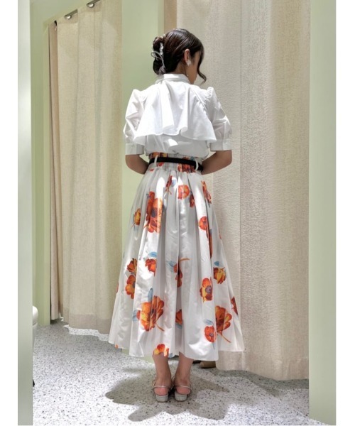スザンヌさん着用♡ フラワージャガードトラウザー TODAYFUL（トゥデイフル）の「フラワージャガードトラウザース