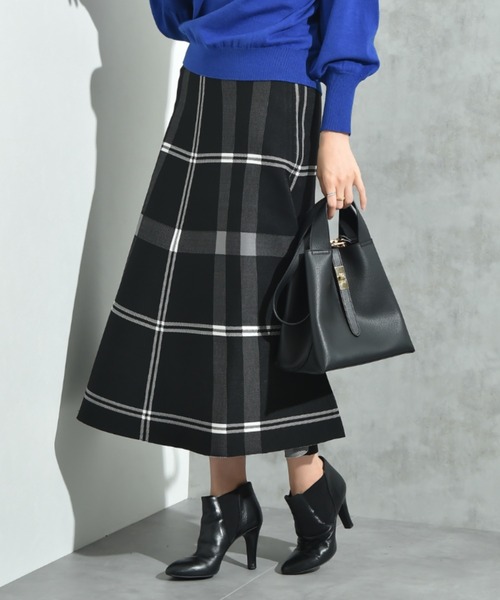 INTERPLANET(インタープラネット)の「BIGチェックニットスカート(スカート・レディース・ネイビー/ブラック/オフホワイト・FREE)」の2枚目の写真