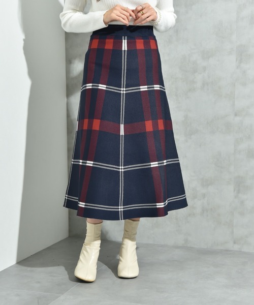 INTERPLANET(インタープラネット)の「BIGチェックニットスカート(スカート・レディース・ネイビー/ブラック/オフホワイト・FREE)」の12枚目の写真