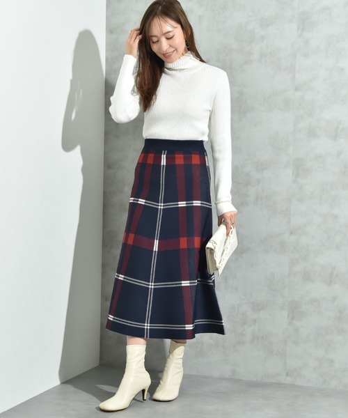 INTERPLANET(インタープラネット)の「BIGチェックニットスカート(スカート・レディース・ネイビー/ブラック/オフホワイト・FREE)」の7枚目の写真