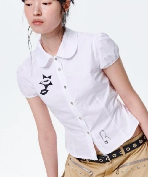 runningHIGH(ランニングハイ)の「【runningHIGH】TATOO PRINTED SHIRTS(シャツ/ブラウス・レディース・ホワイト/ライトブルー・ONE SIZE)」の5枚目の写真