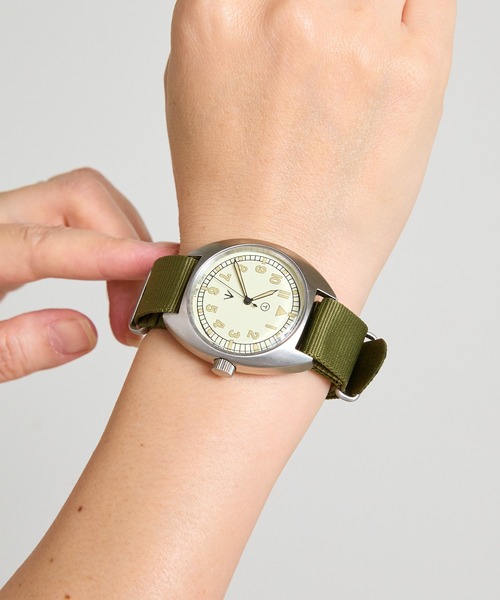 COMMON WARE(コモンウェアー)の「Naval military watch Mil.-02 Royal Air Force type ナイロンベルト(アナログ腕時計・レディース・ブラック/グレー/カーキ・FREE)」の4枚目の写真