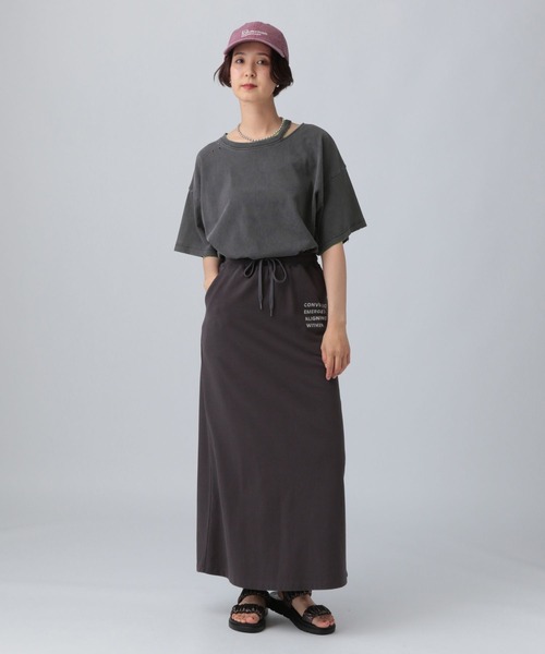 LEPSIM(レプシィム)の「カットアウトダメージT 492799(Tシャツ/カットソー・レディース・チャコールグレー/ブルー/アイボリー・FREE)」の13枚目の写真