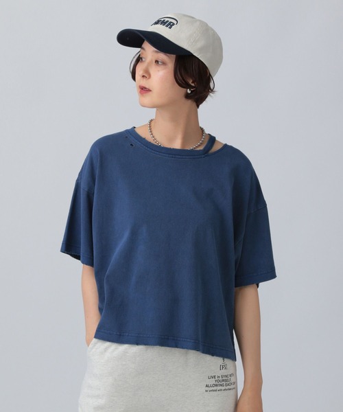 LEPSIM(レプシィム)の「カットアウトダメージT 492799(Tシャツ/カットソー・レディース・チャコールグレー/ブルー/アイボリー・FREE)」の16枚目の写真