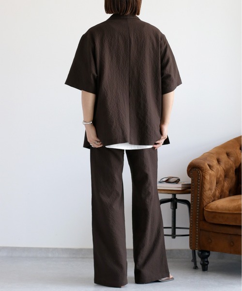 cepo（セポ）の「〈セットアップ対応〉速乾＆涼感 リサイクルポリサッカーテーラードジャケット（テーラードジャケット・レディース・ブラウン/ブラック/オフホワイト・M）」の21枚目の写真