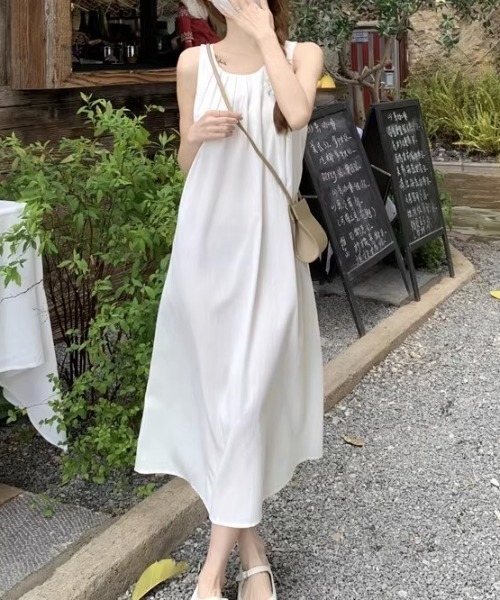 COCOBELLA★テクスチャープリーツロングワンピース CA8 COCOBELLA☆テクスチャープリーツロングワンピース CA8