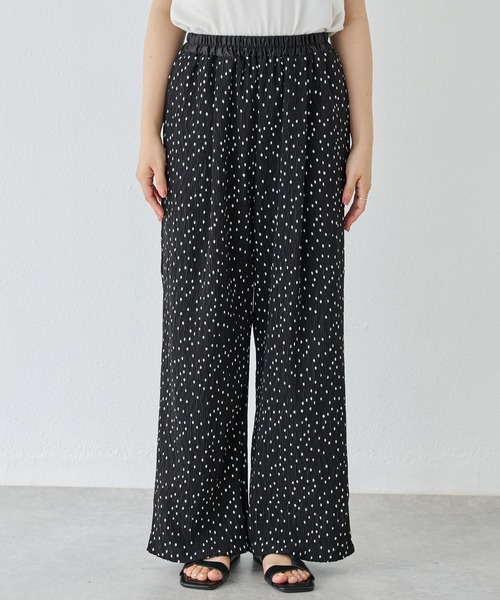 LAVEANGE(ラビアンジェ)の「【洗える】ドットイージーパンツ(その他パンツ・レディース・ブラック・M/5L/4L/3L/LL)」の5枚目の写真