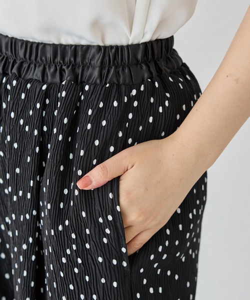 LAVEANGE(ラビアンジェ)の「【洗える】ドットイージーパンツ(その他パンツ・レディース・ブラック・M/5L/4L/3L/LL)」の12枚目の写真