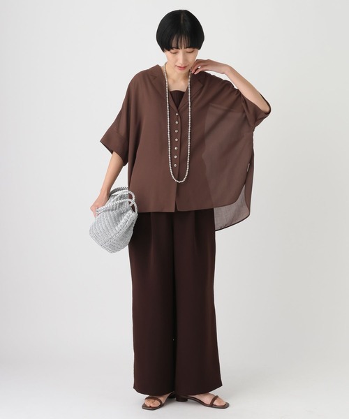 Elura（エルーラ）の「≪イージーケア≫アイロンいらず開襟シャツ/451699（シャツ/ブラウス・レディース・オフホワイト/ネイビー/ブラウン/ブラック/ピンク/グリーン/チャコールグレー・FREE/MEDIUM/SMALL）」の22枚目の写真