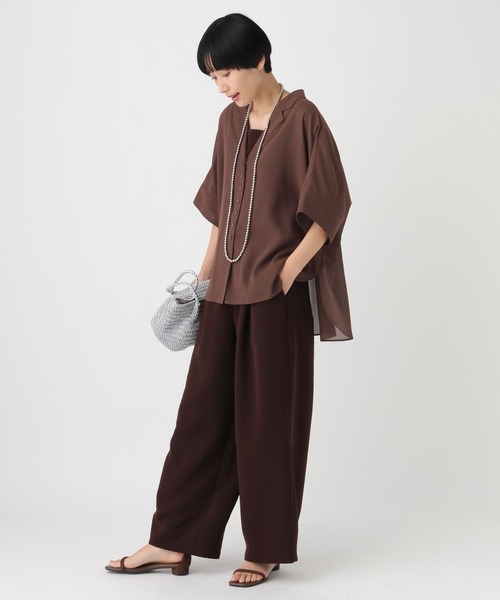 Elura（エルーラ）の「≪イージーケア≫アイロンいらず開襟シャツ/451699（シャツ/ブラウス・レディース・オフホワイト/ネイビー/ブラウン/ブラック/ピンク/グリーン/チャコールグレー・FREE/MEDIUM/SMALL）」の21枚目の写真