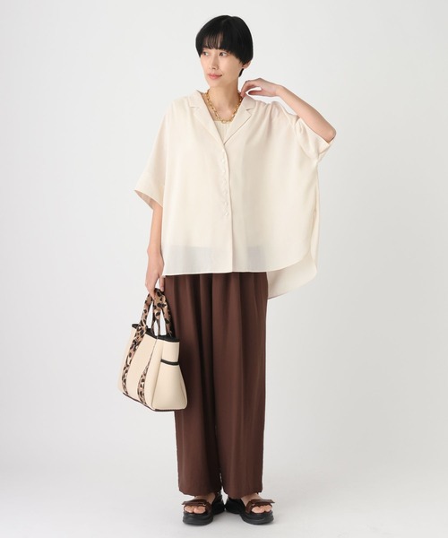 Elura（エルーラ）の「≪イージーケア≫アイロンいらず開襟シャツ/451699（シャツ/ブラウス・レディース・オフホワイト/ネイビー/ブラウン/ブラック/ピンク/グリーン/チャコールグレー・FREE/MEDIUM/SMALL）」の13枚目の写真