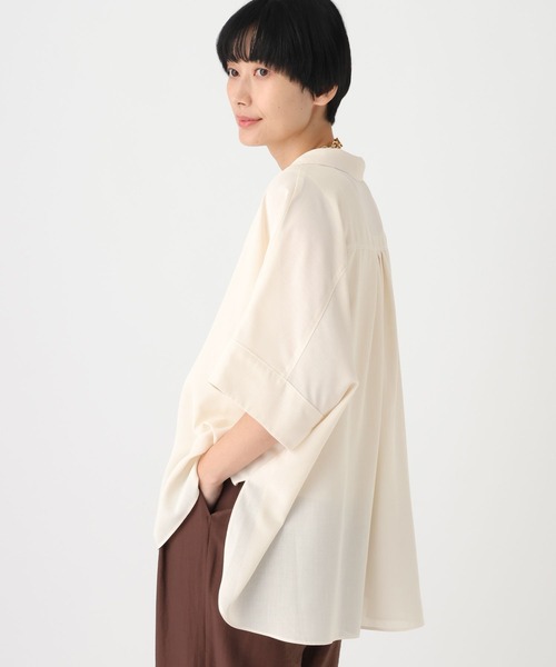 Elura（エルーラ）の「≪イージーケア≫アイロンいらず開襟シャツ/451699（シャツ/ブラウス・レディース・オフホワイト/ネイビー/ブラウン/ブラック/ピンク/グリーン/チャコールグレー・FREE/MEDIUM/SMALL）」の11枚目の写真
