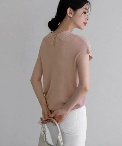 AMELY(エミリー)の「ポロ襟サマーニットトップス(ポロシャツ・レディース・ブラック/ベージュ/ピンク・フリー)」の4枚目の写真