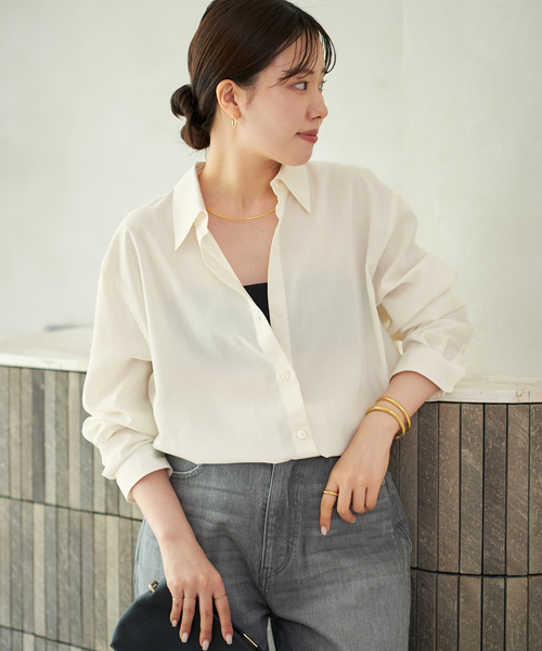 plage（プラージュ）の「Sway Back Tuck シャツ（シャツ/ブラウス・レディース・アイボリー/ブラウン・FREE）」の8枚目の写真